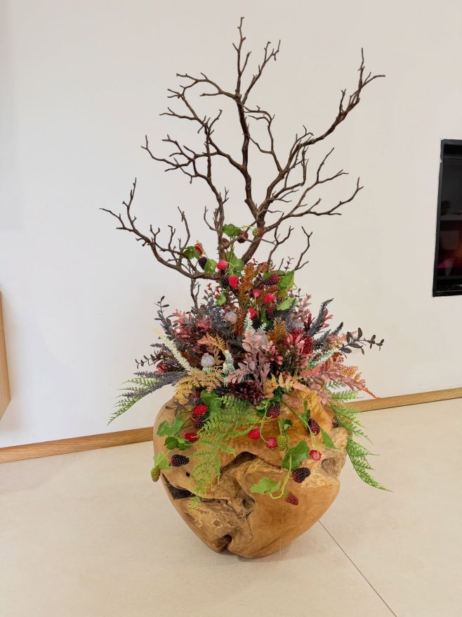 🍂✨ Podzim v plné kráse. ✨ Originální dekorace z umělých větví, které vydrží krásné několik let! Naše ručně vyráběná...